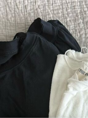 We the Free by free people Tee shirt bundle S / XS EUC